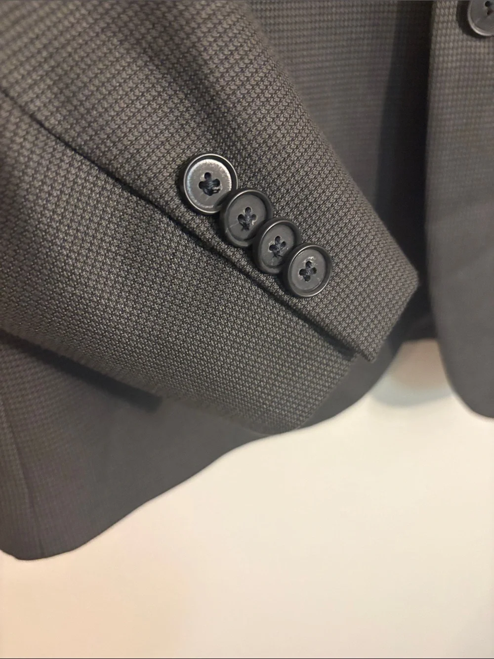 Kenneth Cole suit jacket houndstooth Classic Gray Two-Button